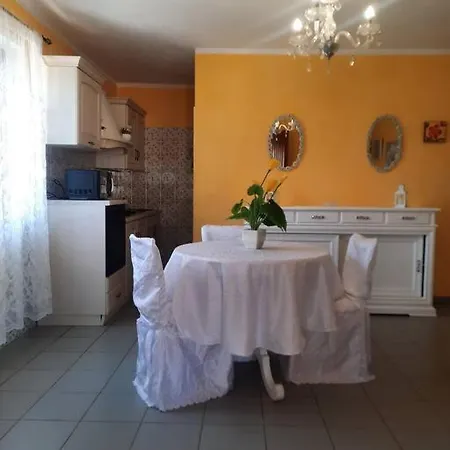 Acquamarina 3 בודוני